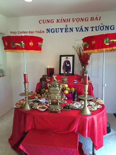 Family altar of Nguyễn Văn Tường.